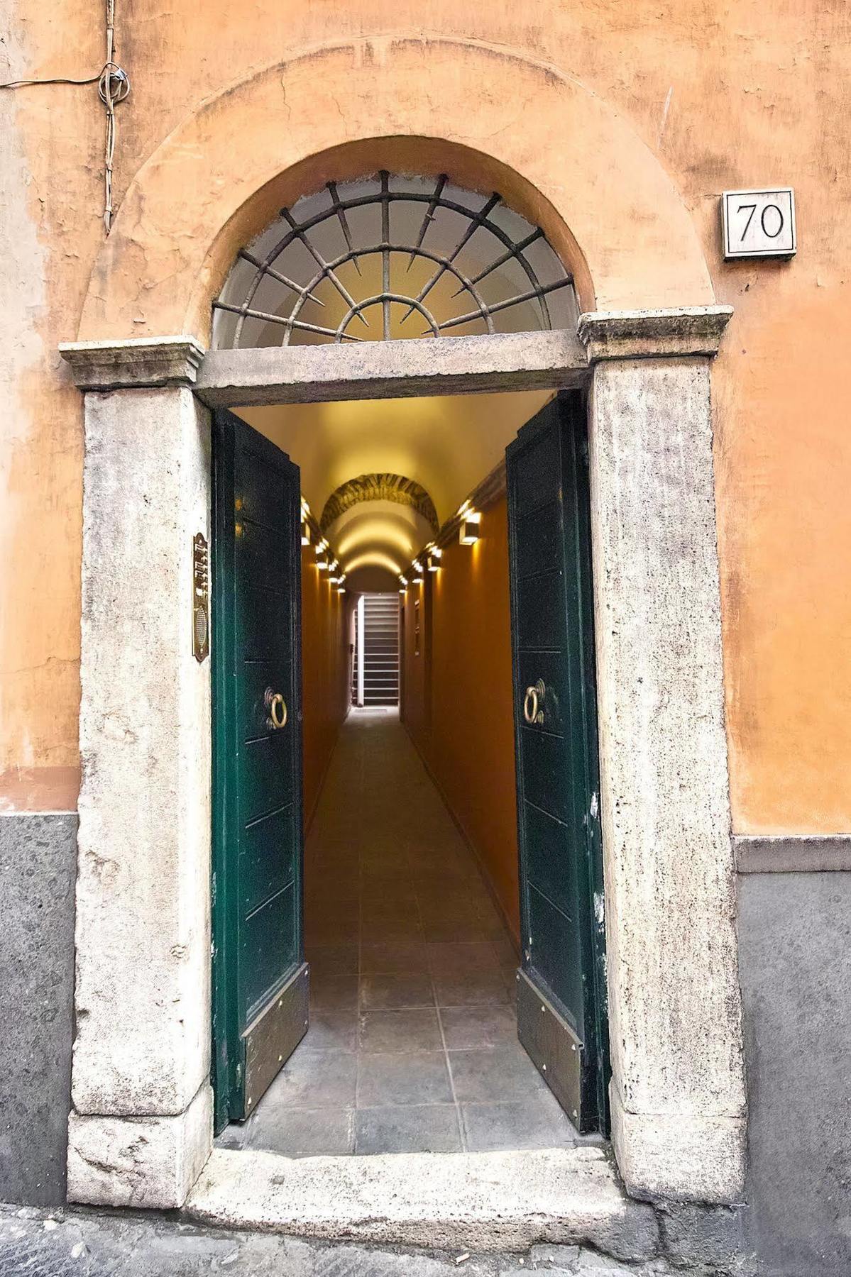Cortile House Roma Exterior foto